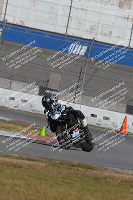 media/Nov-26-2022-Fastrack Riders (Sat) [[b001e85eef]]/Level 1/Session 3 Outside Turn 9/